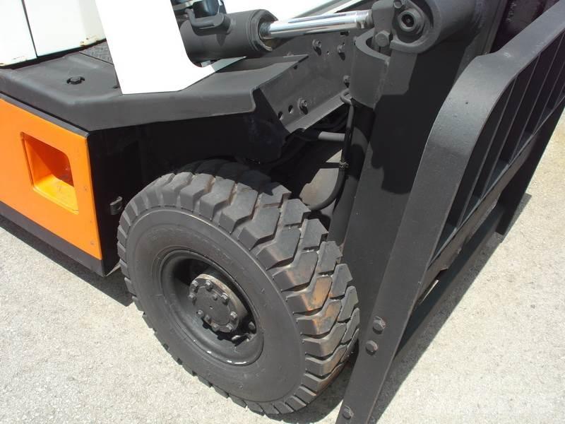 Nissan H01A15 LPG vozíky