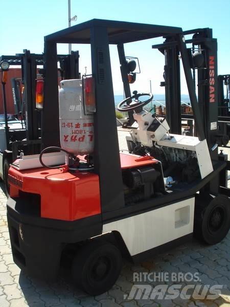 Nissan NH01A15 Další