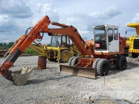 Schaeff HML 40 Kolová rýpadla