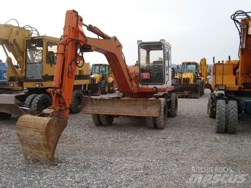 Schaeff HML 40 Kolová rýpadla