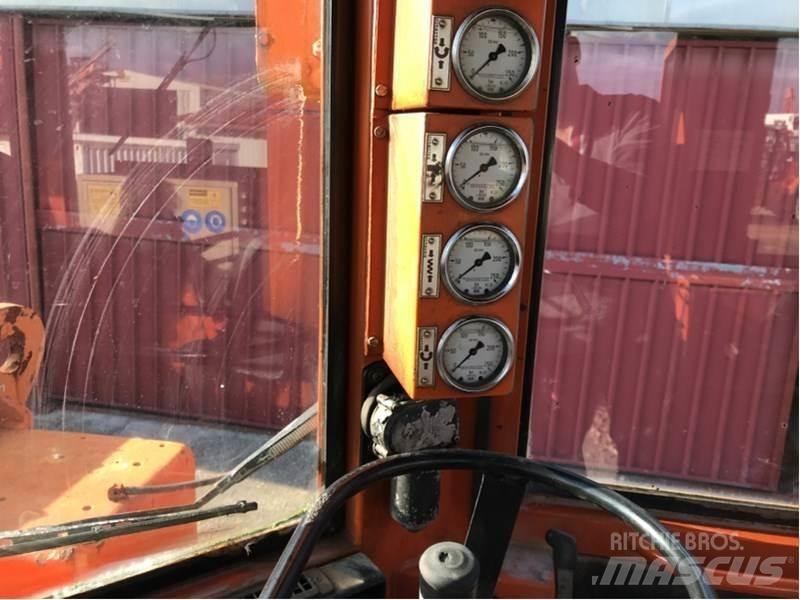 Tamrock Super 316G/CAB Povrchové vrtací stroje