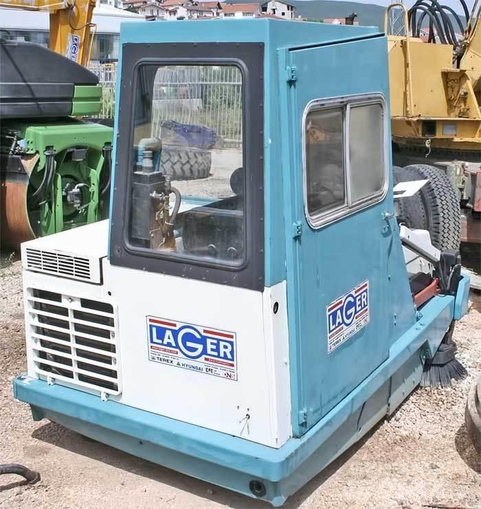 Tennant NV 275 Zametací vozy