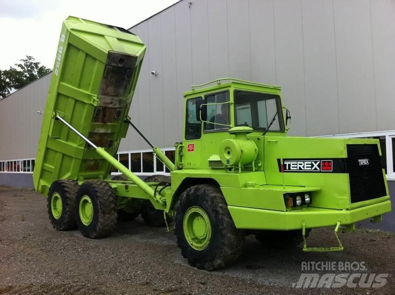 Terex 2566B Kloubové dempry