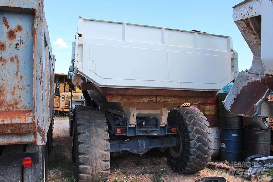 Terex TA30 Kloubové dempry