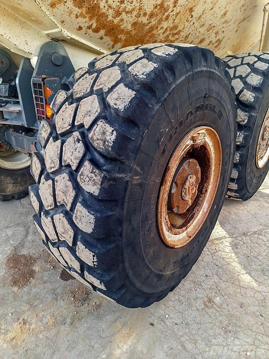 Terex TA30 Kloubové dempry