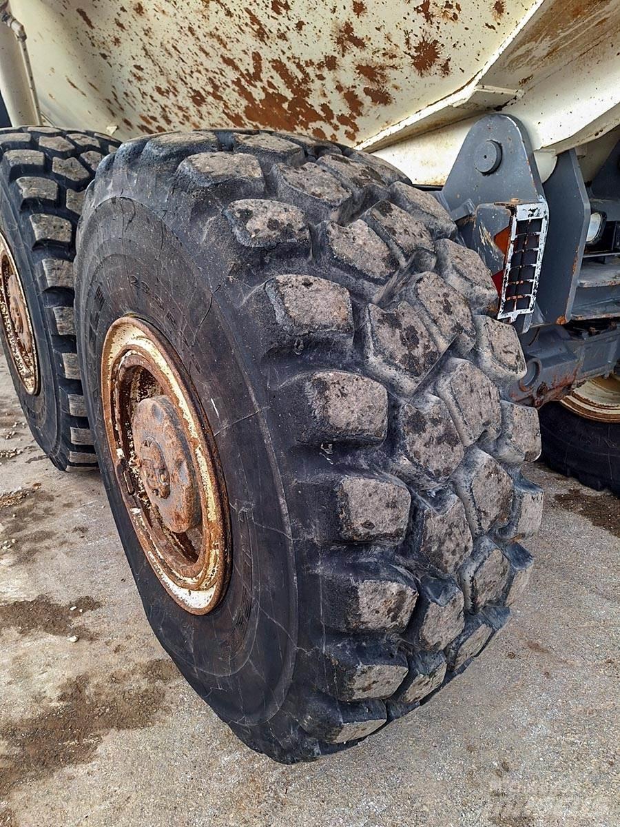 Terex TA30 Kloubové dempry
