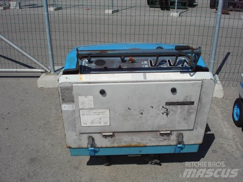 Toyota 4QBW9 Zametací vozy
