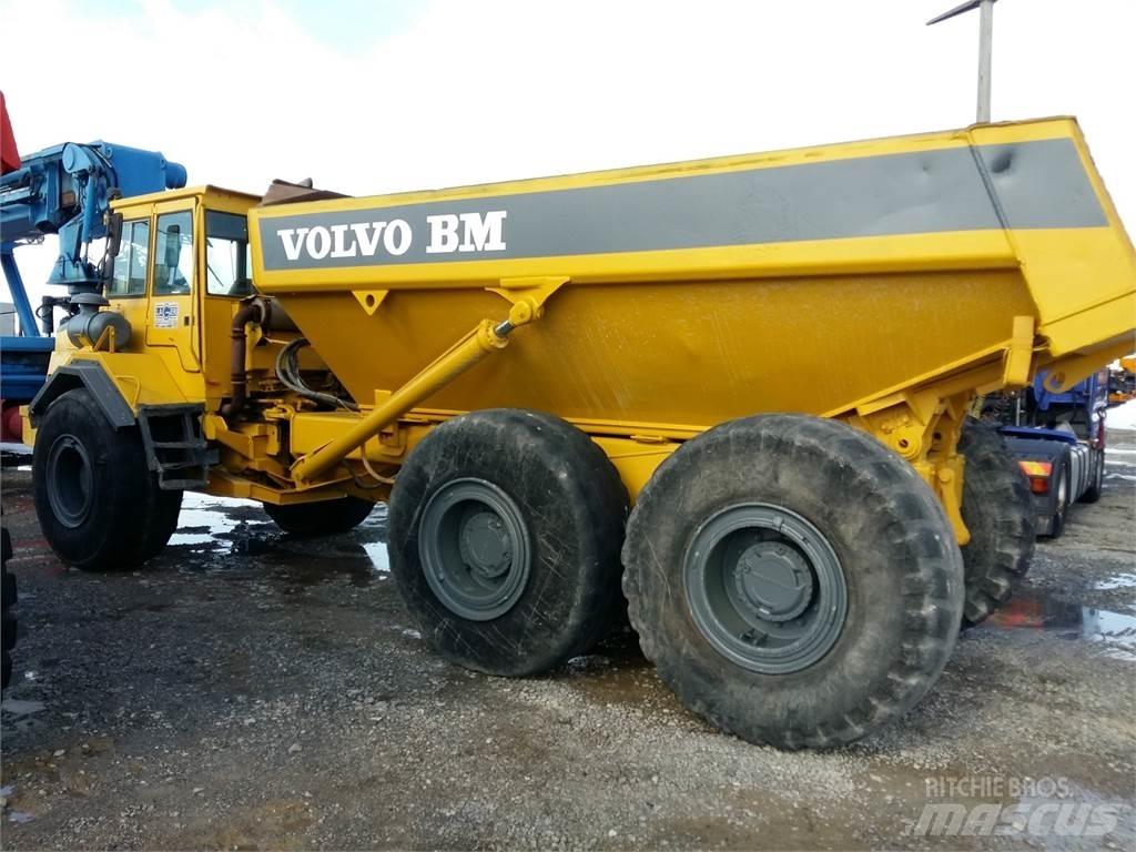 Volvo A25 Kloubové dempry