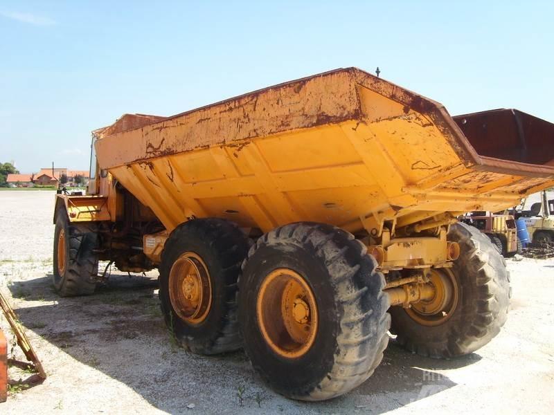 Volvo BM 861-G Kloubové dempry
