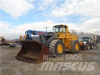 Volvo L330D Kolové nakladače