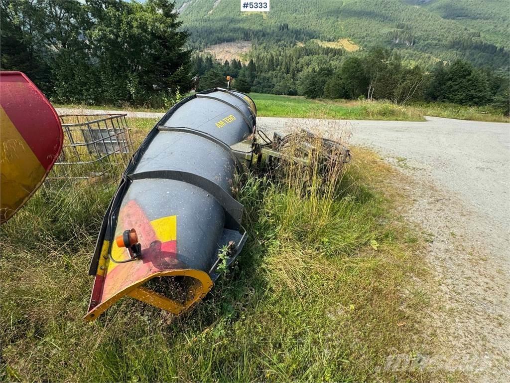AM Teho 2600 Sněžné pluhy, přední sněhové radlice
