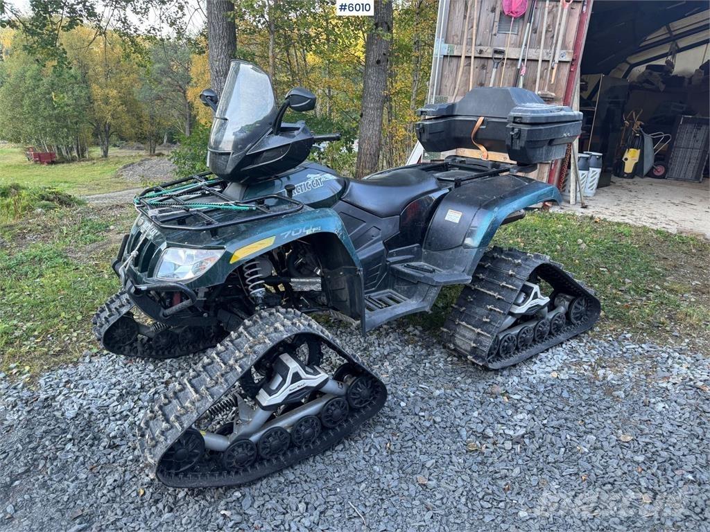 Arctic Cat 700 Terénní vozidla