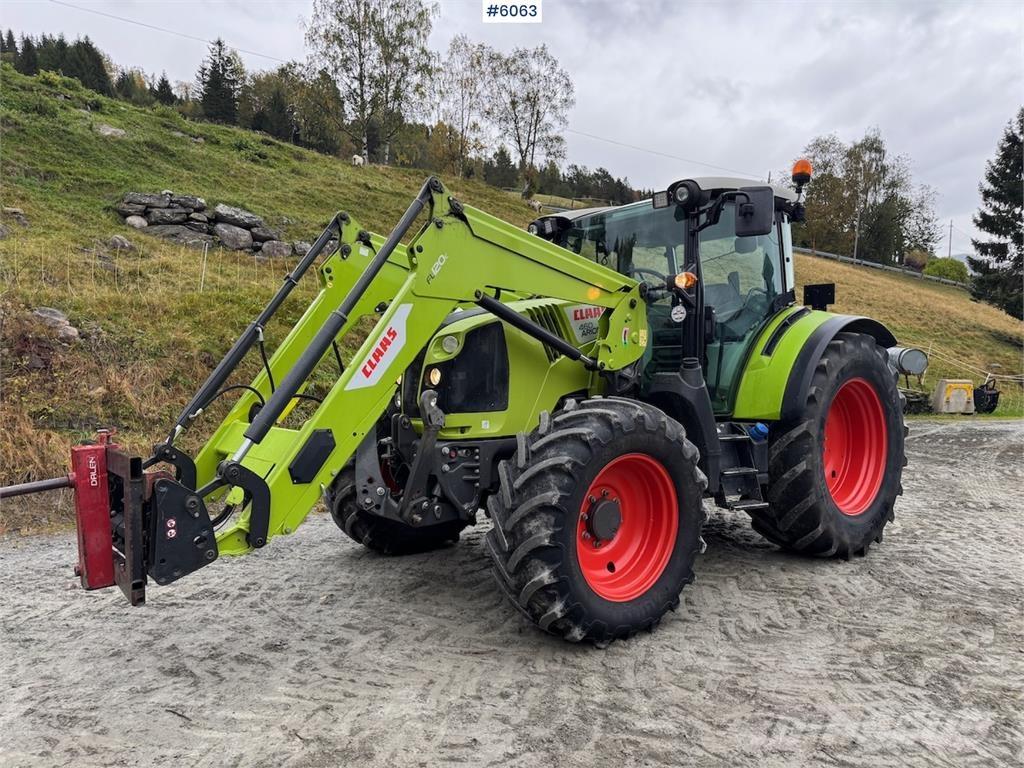 CLAAS Arion 460 Traktory