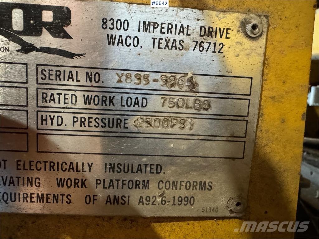 Condor Chick 2548 Další zvedače a plošiny