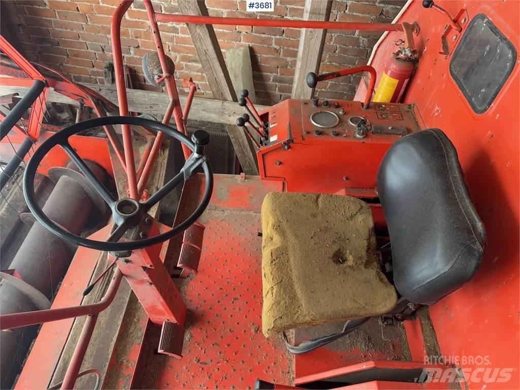 Deutz Fahr M900 Sklízecí mlátičky