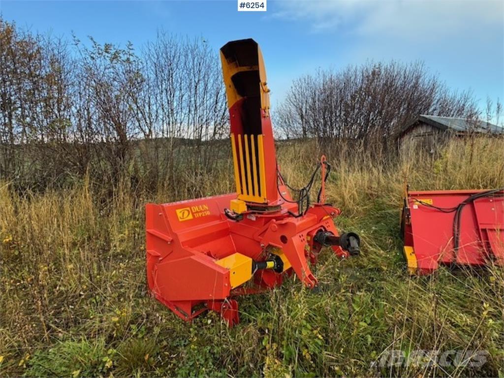 Duun TFP250 Sněžné pluhy, přední sněhové radlice