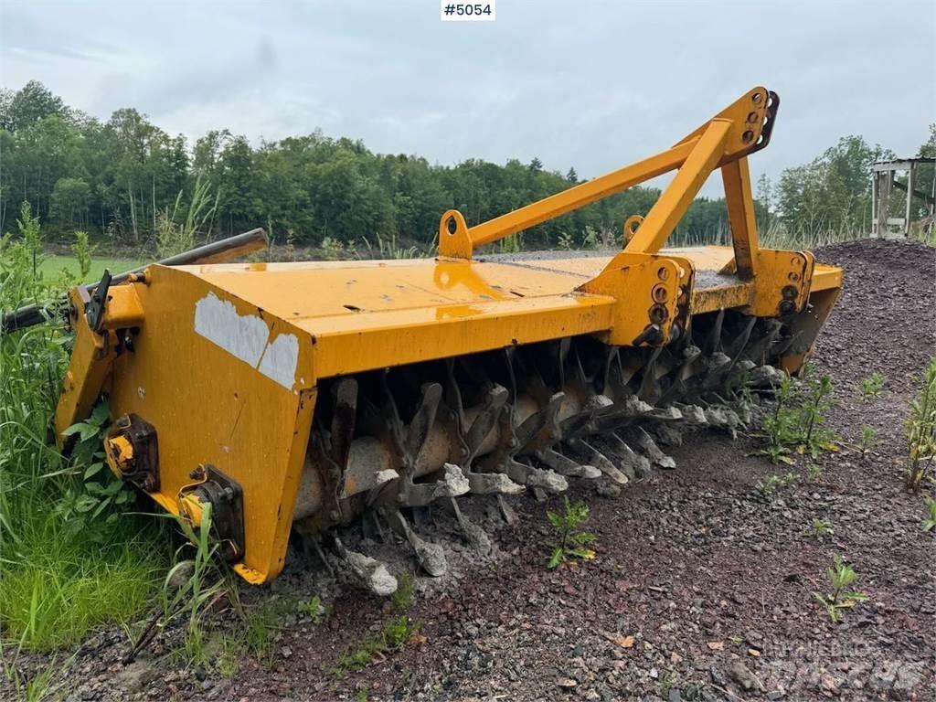  DynaDrive 2600 Další stroje na zpracování půdy a příslušenství