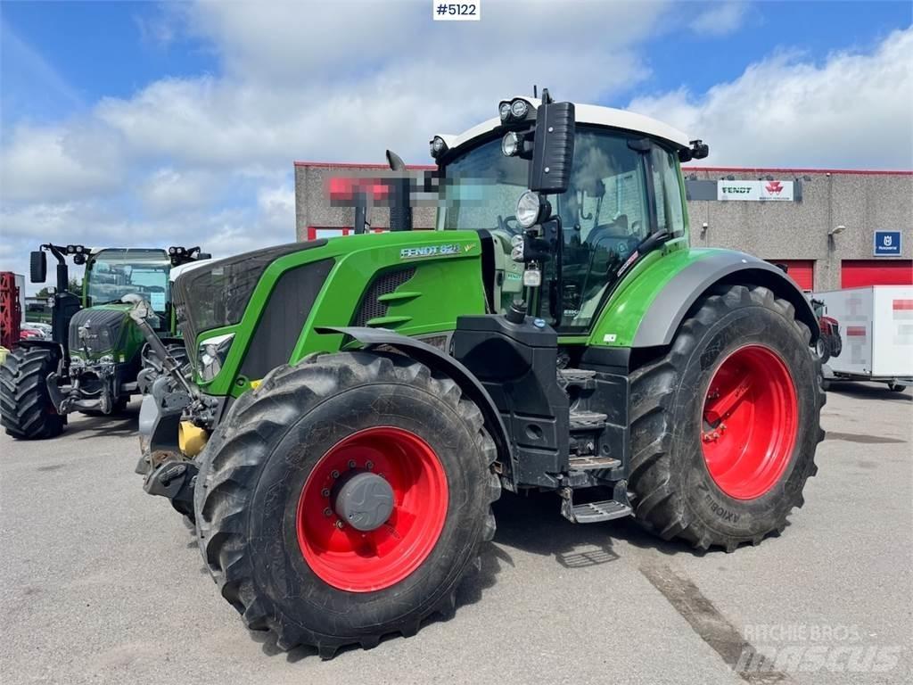 Fendt 828 Vario Traktory