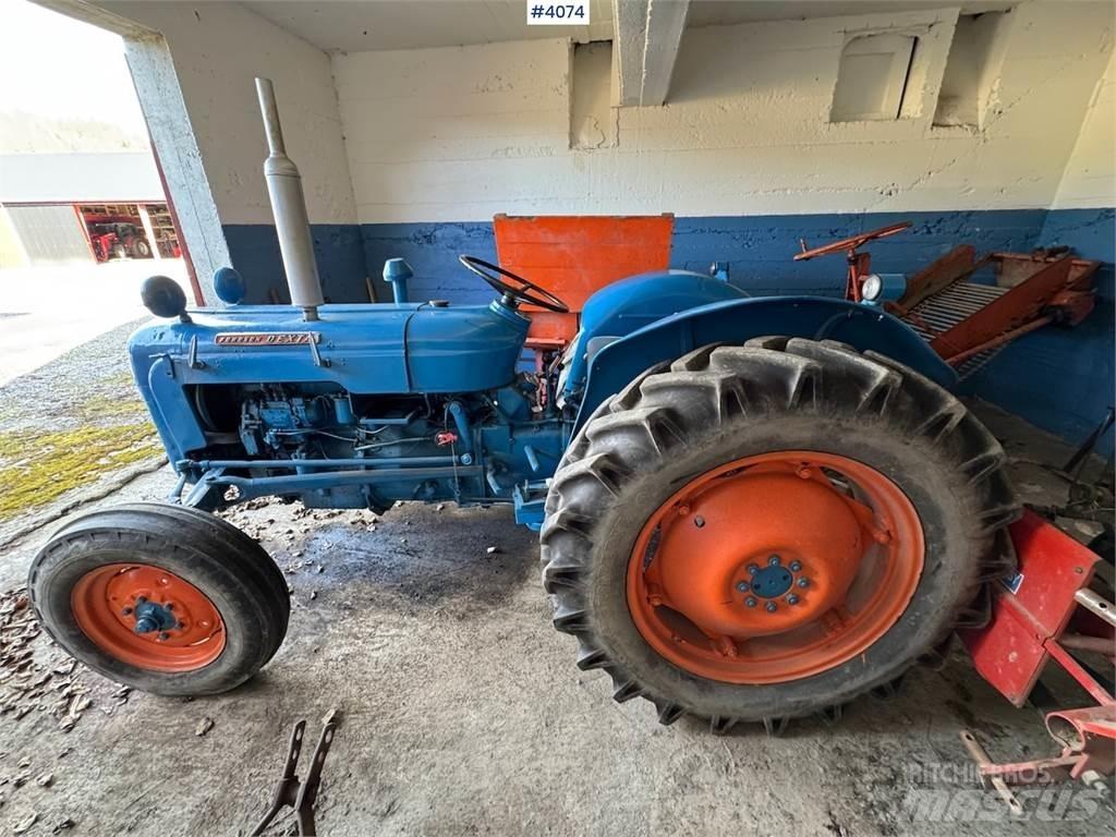 Fordson Dexta Traktory