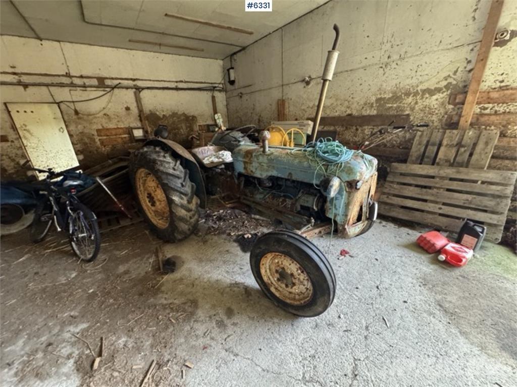Fordson Dexta Traktory