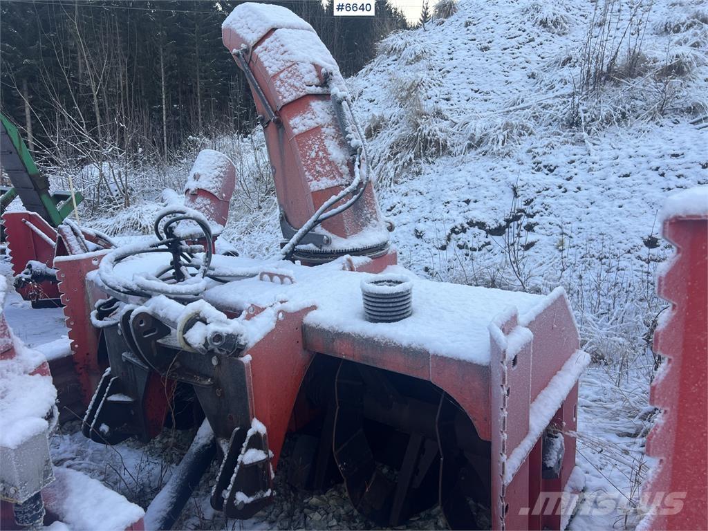 Globus snøfres Sněžné pluhy, přední sněhové radlice