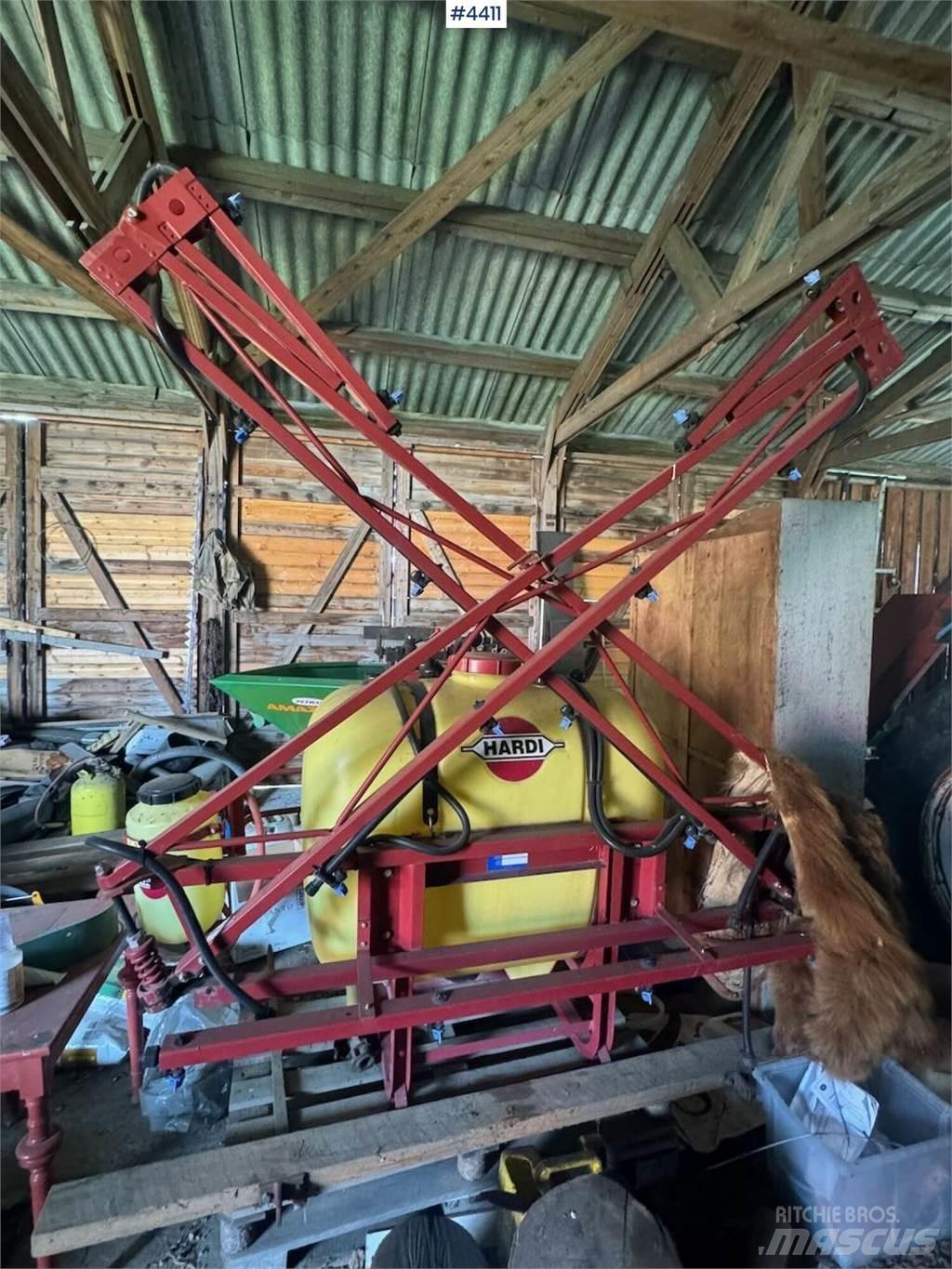 Hardi NK 400 Tažené postřikovače