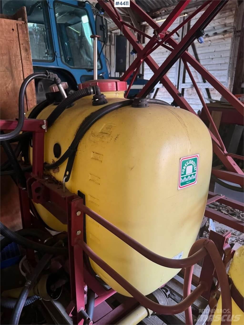 Hardi NK 400 Tažené postřikovače
