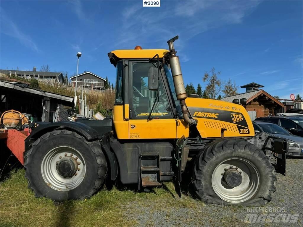 JCB Fastrac 3185 Traktory