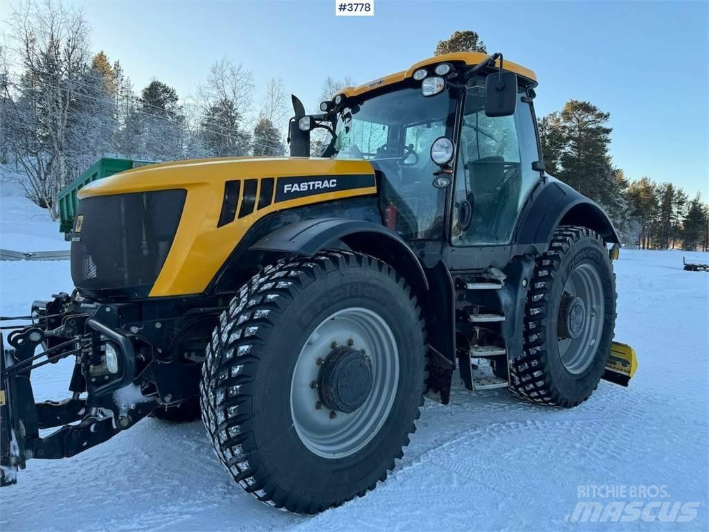 JCB Fastrac 8250 Traktory