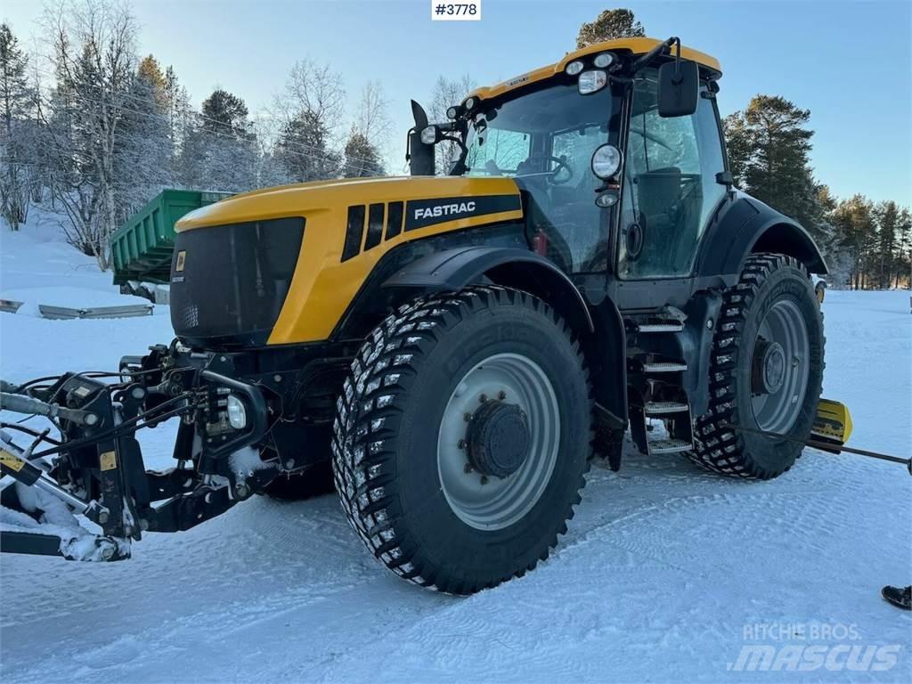 JCB Fastrac 8250 Traktory
