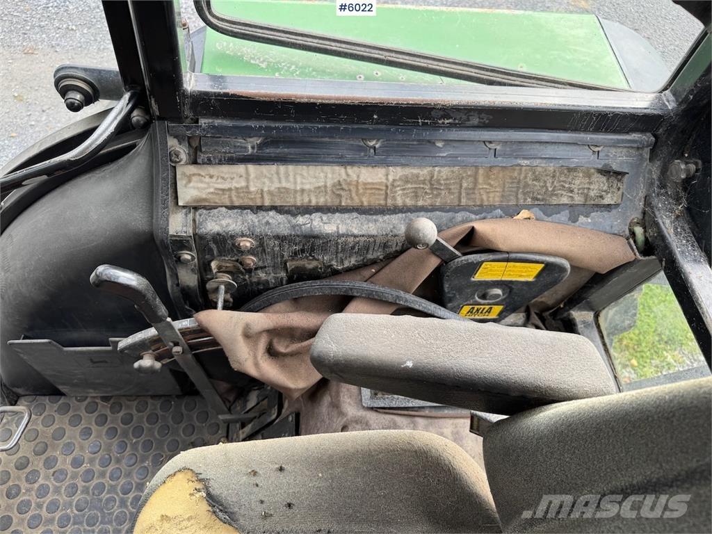 John Deere 1950 Traktory
