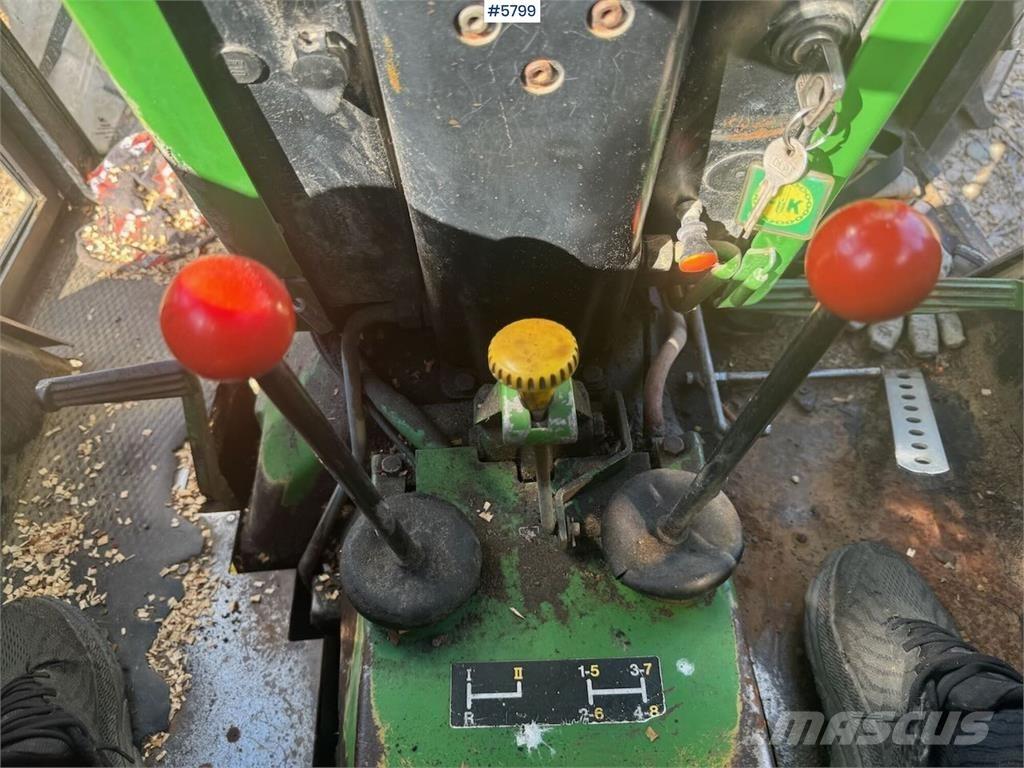 John Deere 2040 Traktory