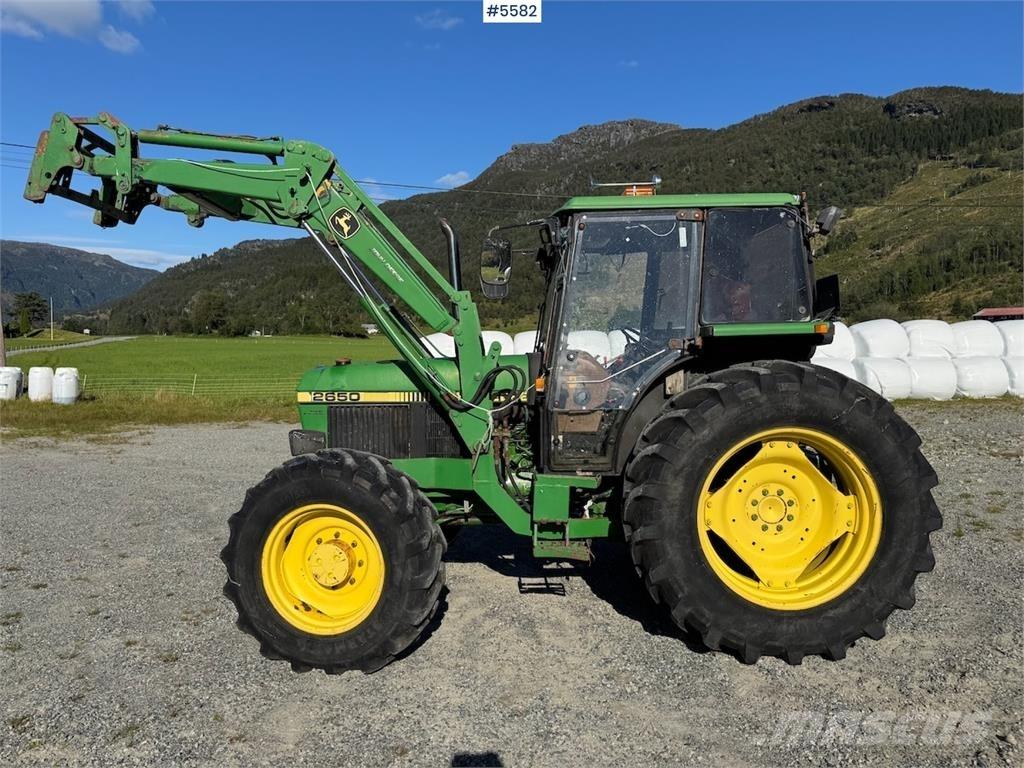 John Deere 2650 Traktory