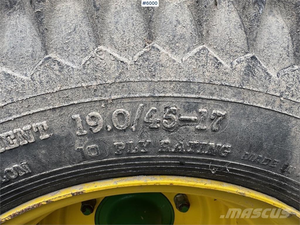 John Deere 590 Další vyorávače, příslušenství