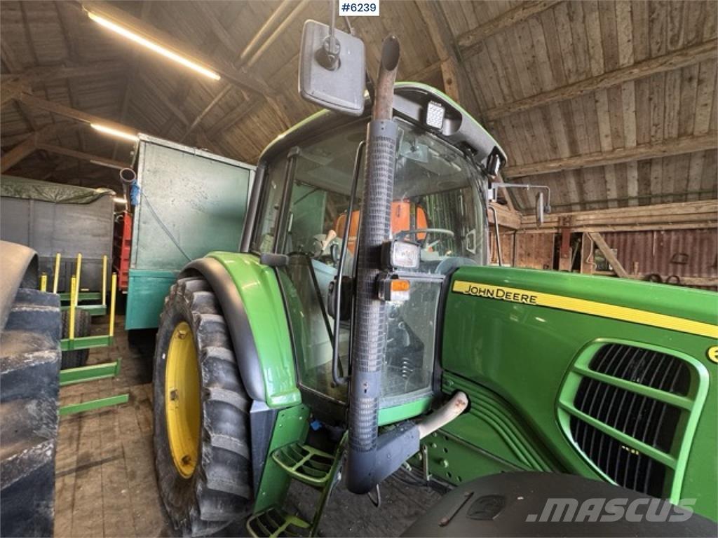 John Deere 6230 Traktory
