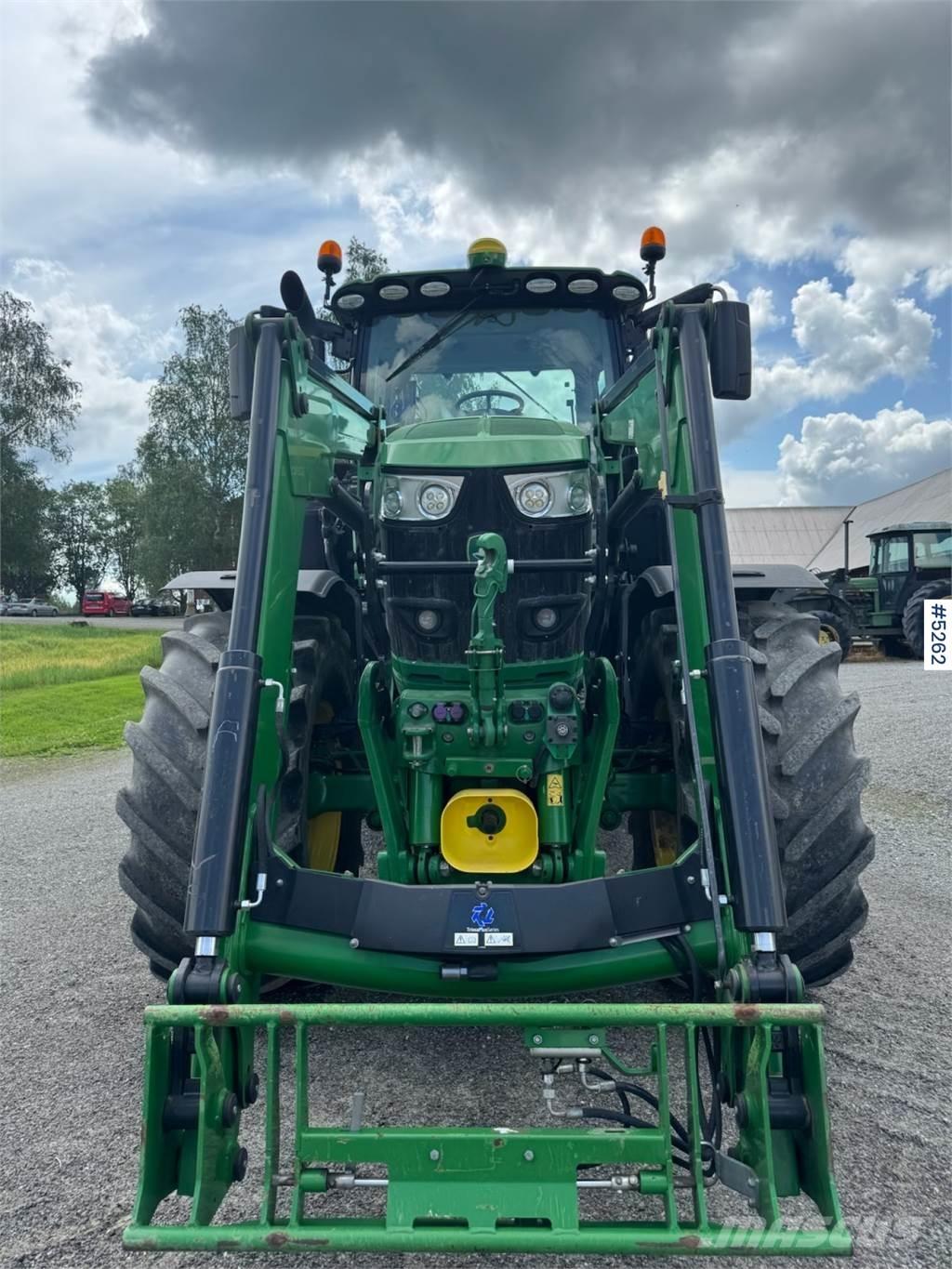 John Deere 6250R Traktory