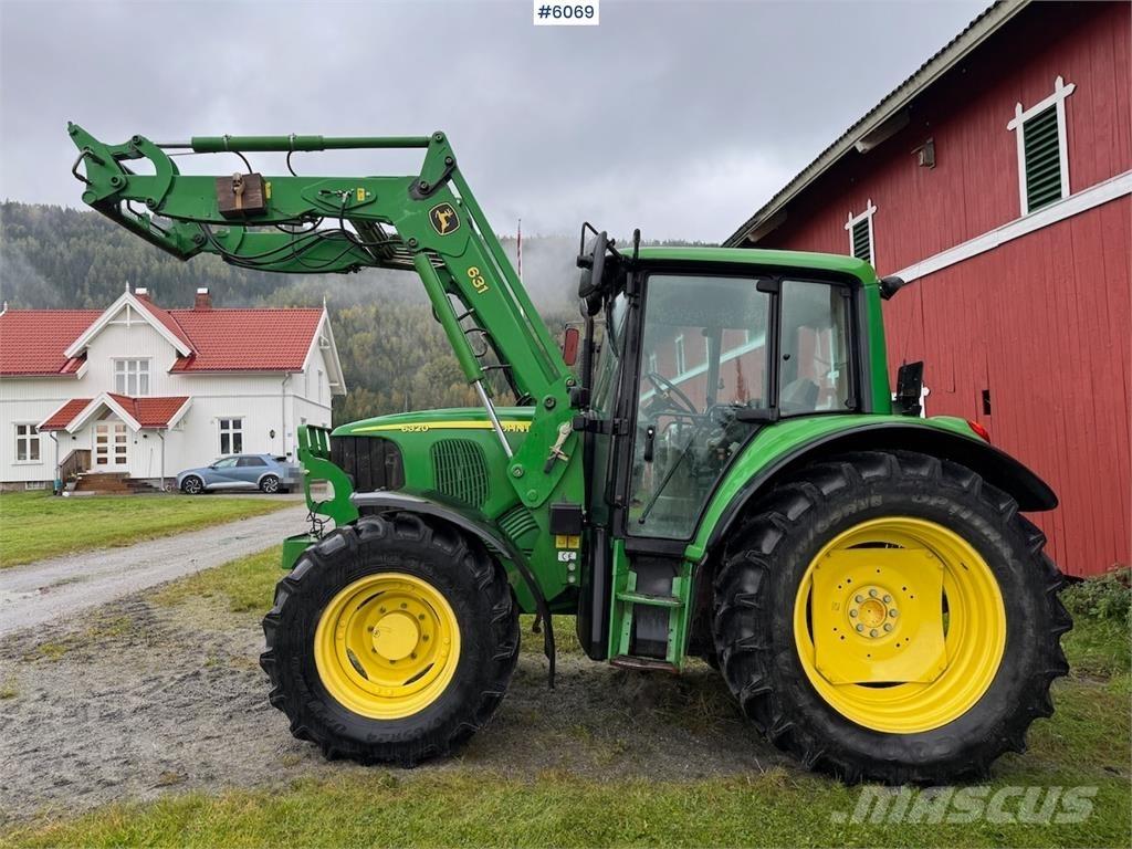 John Deere 6320 Traktory
