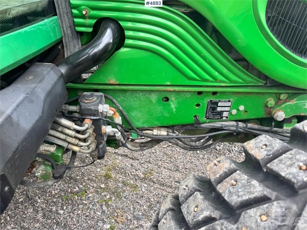 John Deere 6430 Traktory