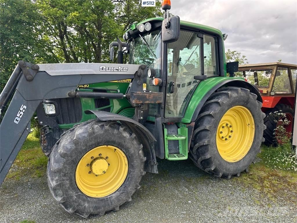 John Deere 6430 Traktory