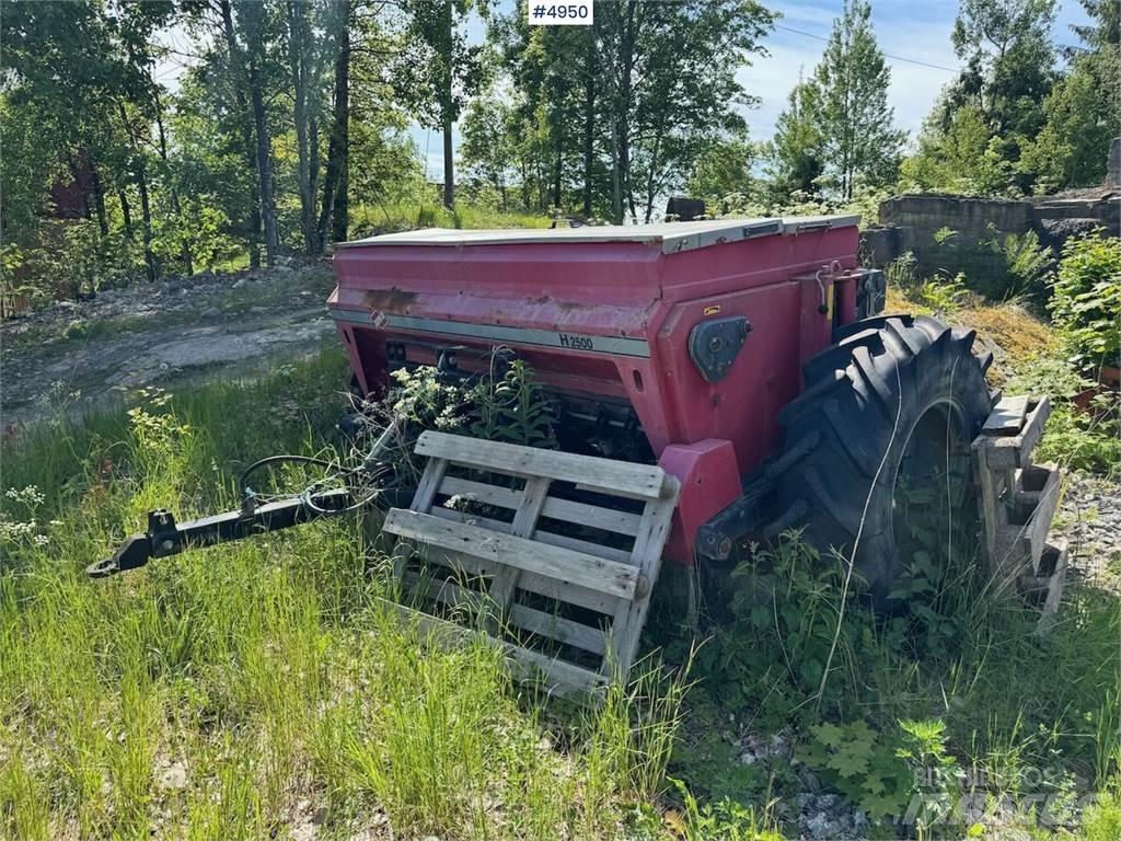 Juko H2500 Mechanické secí stroje