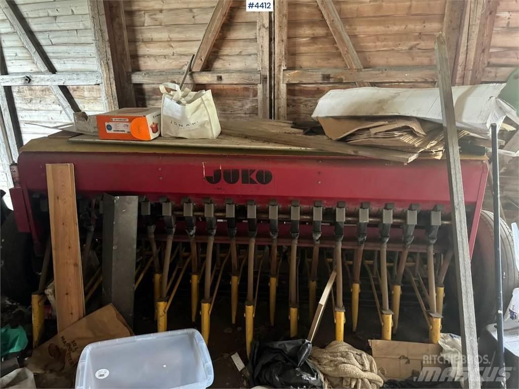 Juko Såmaskin Jiné hnojicí stroje a příslušenství