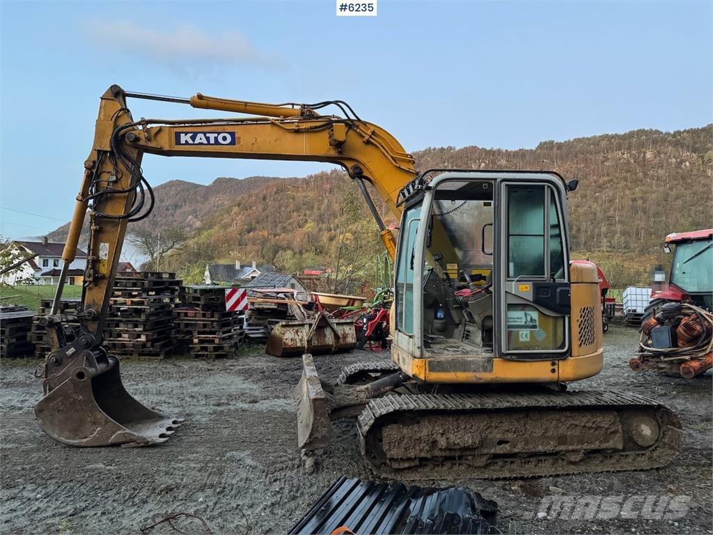 Kato HD 308 US Pásová rýpadla