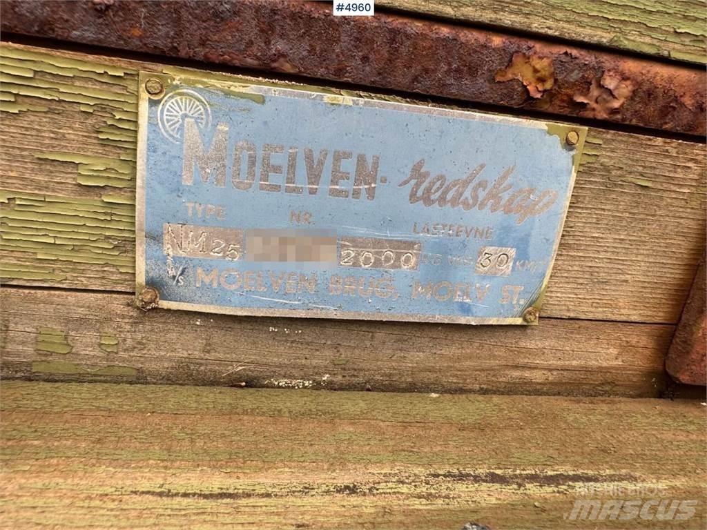 Moelven NM25 Obilné návěsy