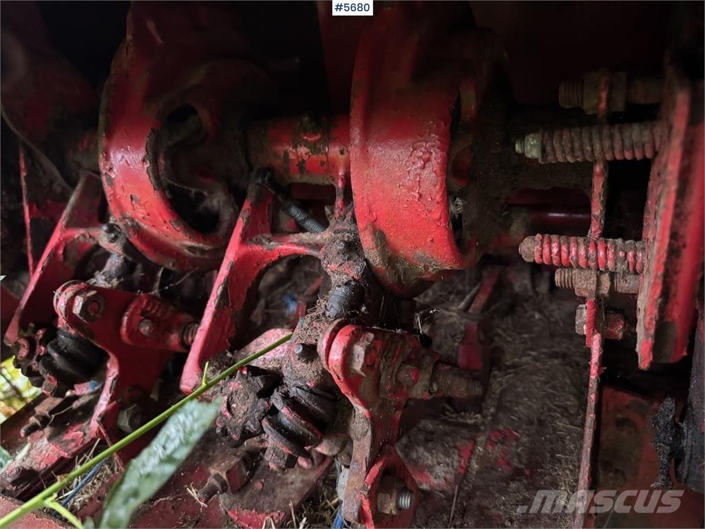 New Holland 268 Další vyorávače, příslušenství