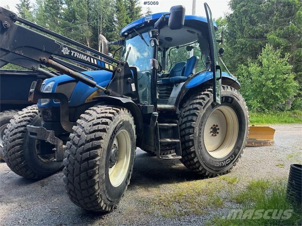 New Holland T6040 Traktory