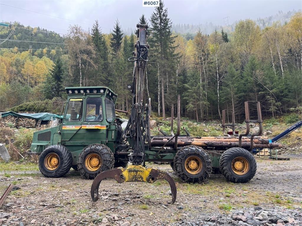  Øsa 250 FMG Lesní jeřáby