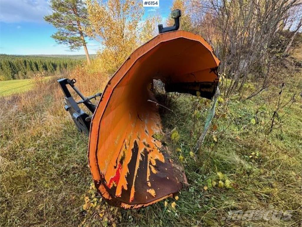  Øveraasen D2285 B Sněžné pluhy, přední sněhové radlice