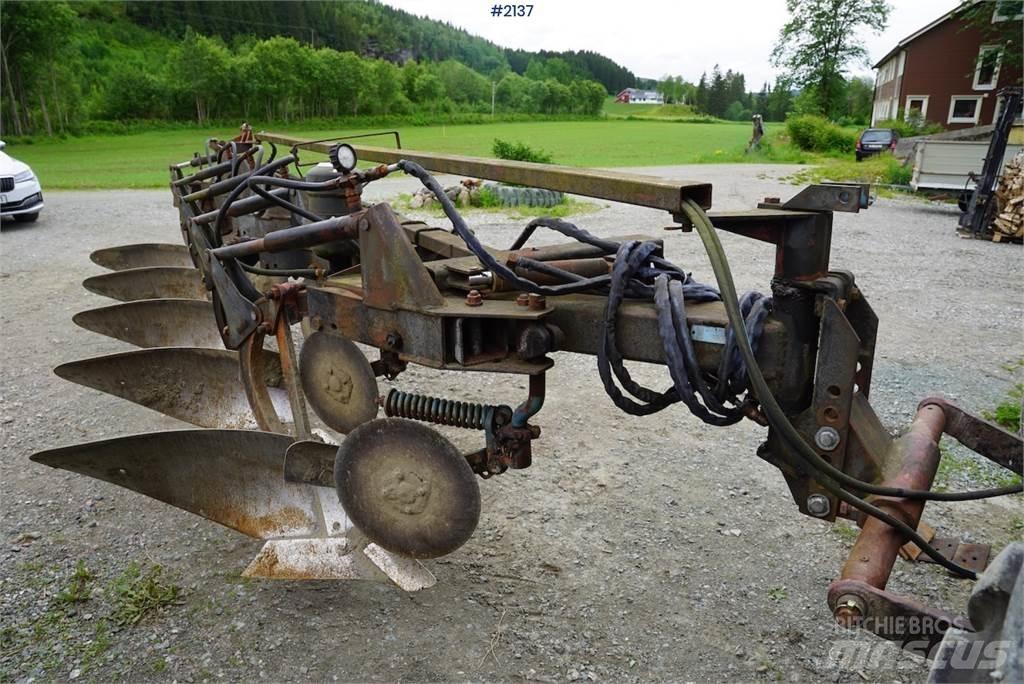 Överum C598L plog Další stroje na zpracování půdy a příslušenství