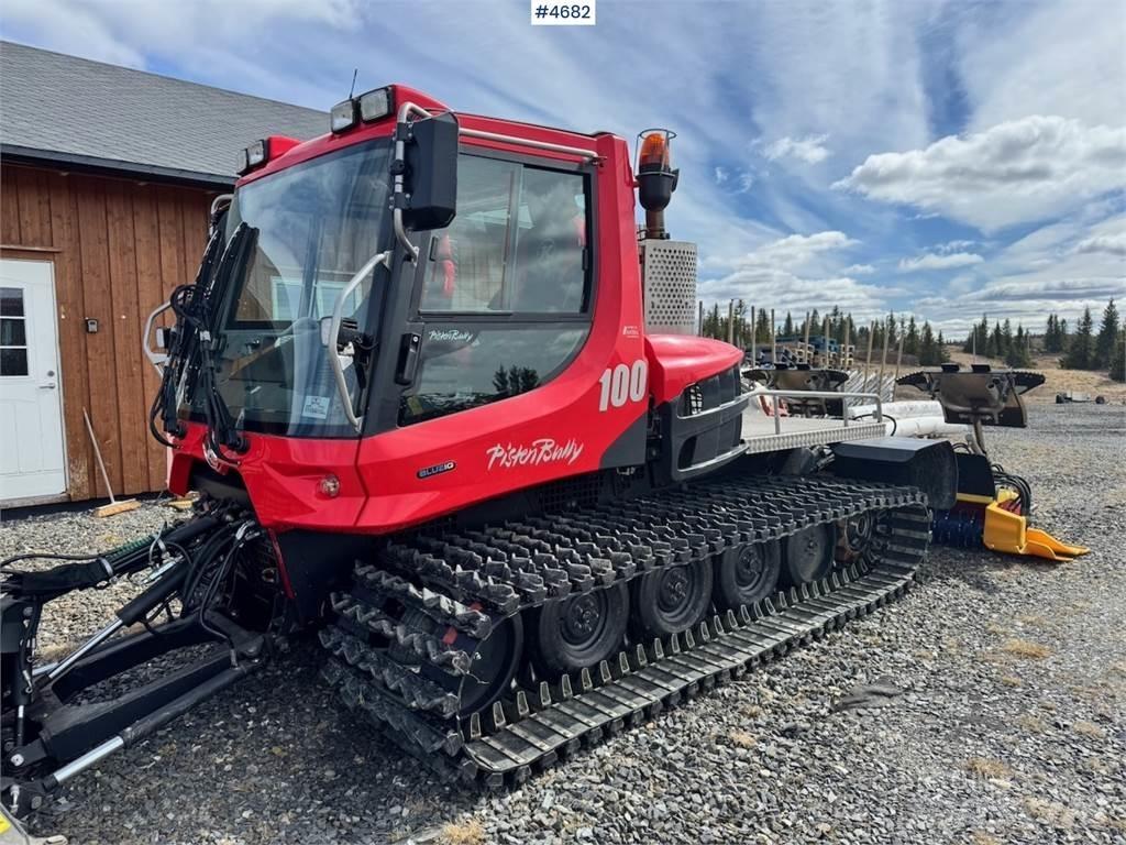  Pisten Bully 100 Sněžné pluhy, přední sněhové radlice