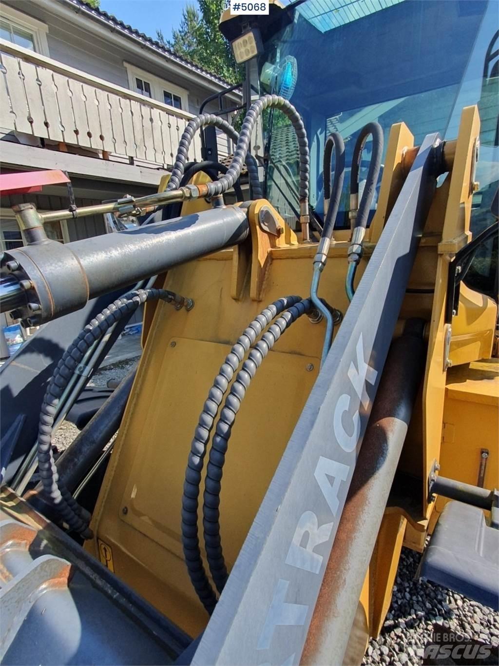 Powertrack L36 Kolové nakladače
